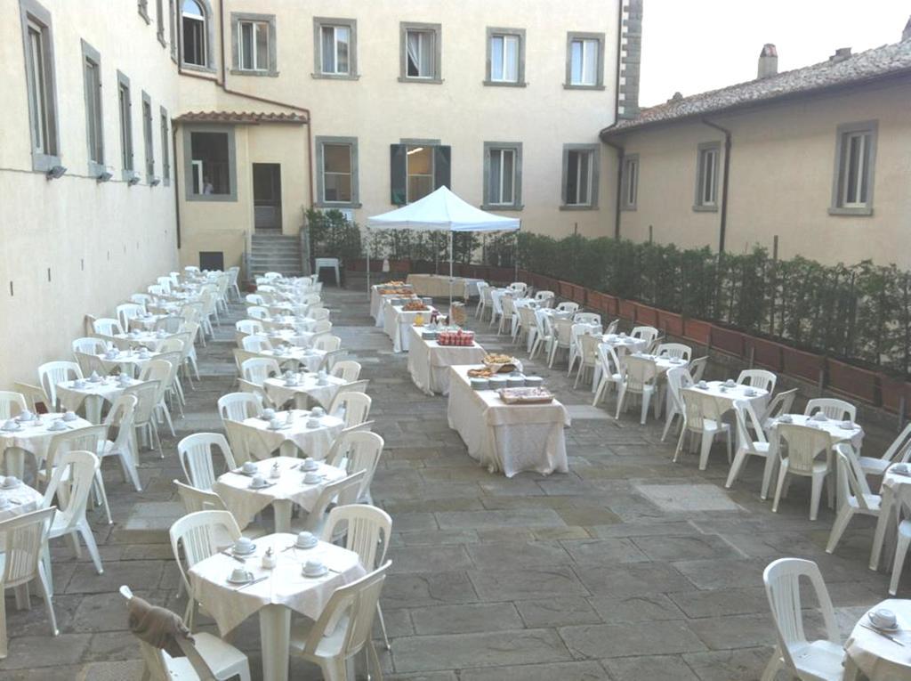 Hotel Oasi Neumann Cortona Exterior foto